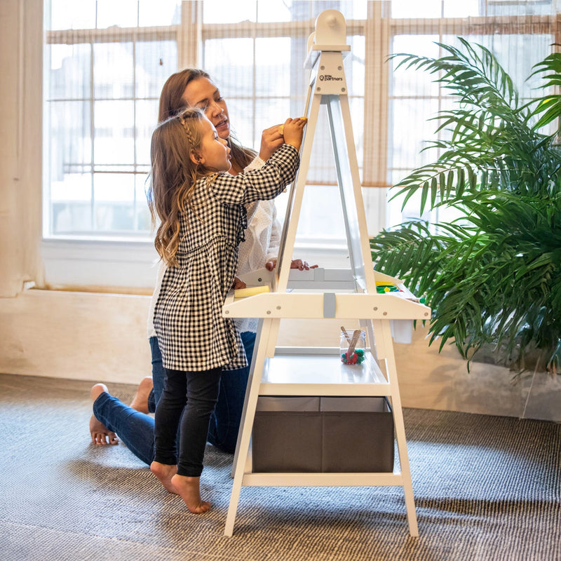 Children's double-sided easel