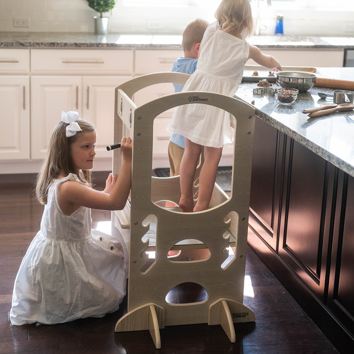 The Learning Tower® Toddler Tower – Little Partners